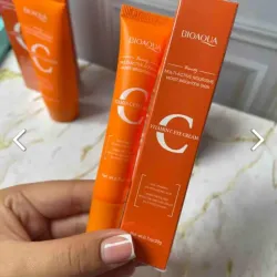 Contorno de ojos de vitamina C | BIOAQUA