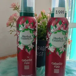 Espuma moldeadora para cabello rizado