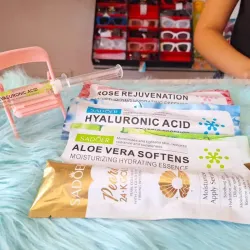 Viales en forma de jeringas