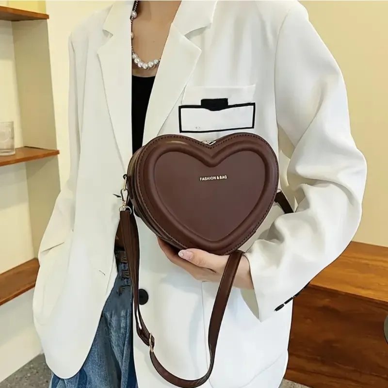 CARTERA EN FORMA DE CORAZÓN