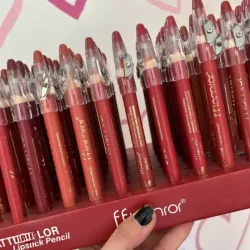 LÁPIZ CONTORNO DE LABIOS