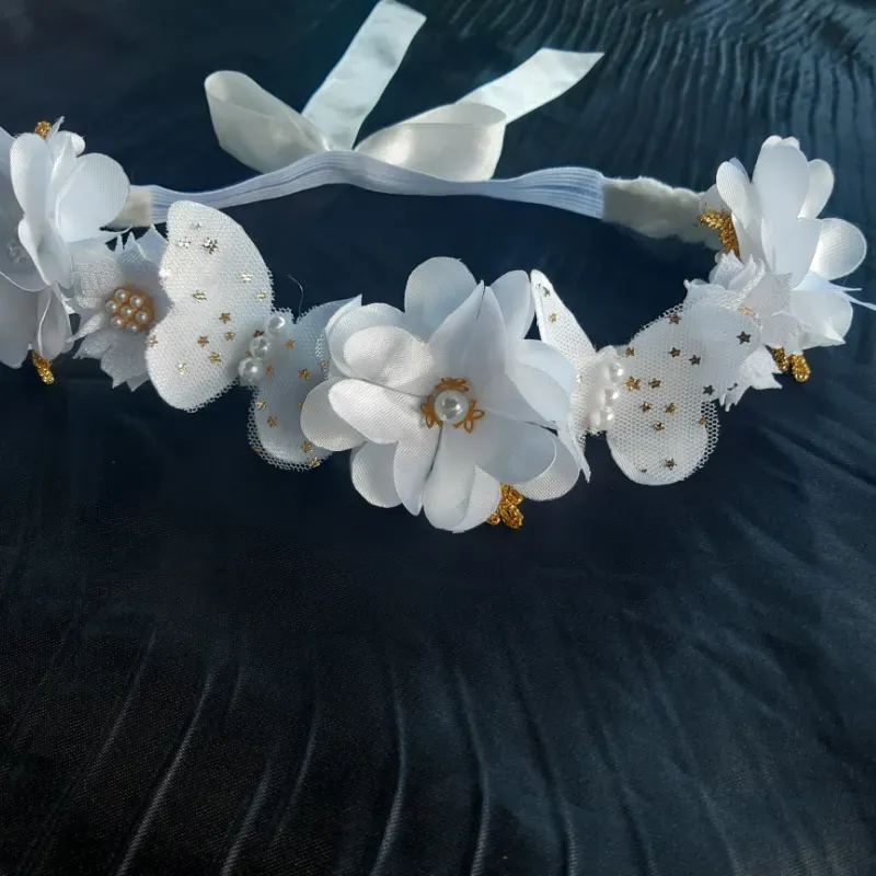 Diadema de flores con mariposas d tul