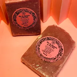 Jabón de Flor de Jamaica y Vino Tinto🍃