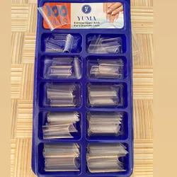 Caja de 100 uñas cuadradas 