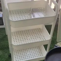 Carrito auxiliar con rueditas