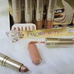 Corrector de maquillaje & Iluminador