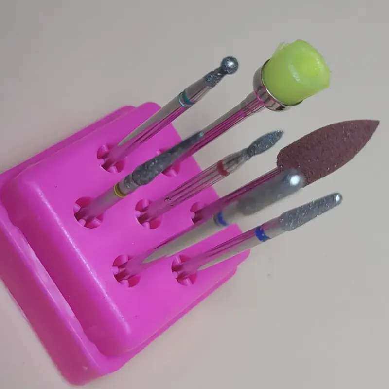 Kit d manicura rusa (3)