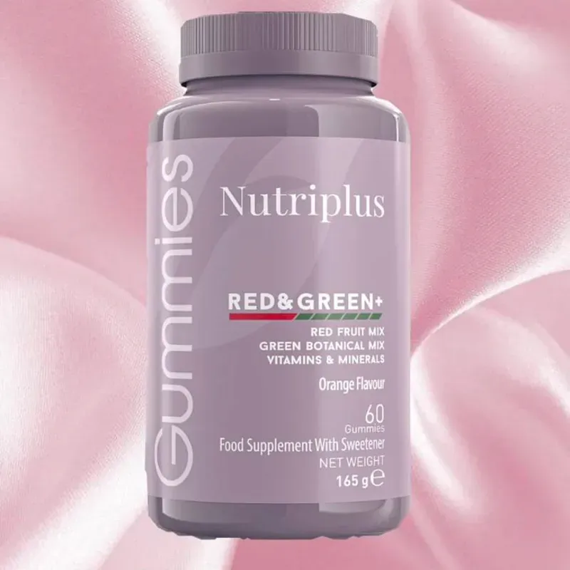 Nutriplus Gummies - Green & Berry🍒🥦🍓🍏Aporte de nutrientes esenciales: Contienen una mezcla de frutas (como arándano, acerola, frambuesa y maqui) y verduras (como espirulina, clorela, pasto de trigo, brócoli, espinaca y alcachofa), además de vitaminas (como A, B1, B3, B5, B6, B12, ácido fólico) y minerales (como hierro y zinc).