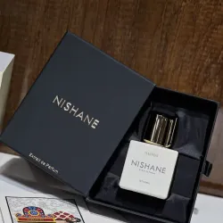 NISHANE Hacivat (Colección Shadow Play) 50ml