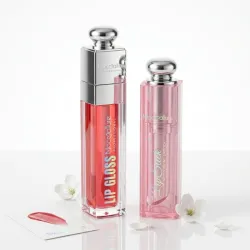 Lip gloss + bálsamo hidratante