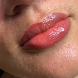 Micropigmentacion de labios 