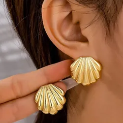Aretes dorados