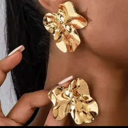 Aretes