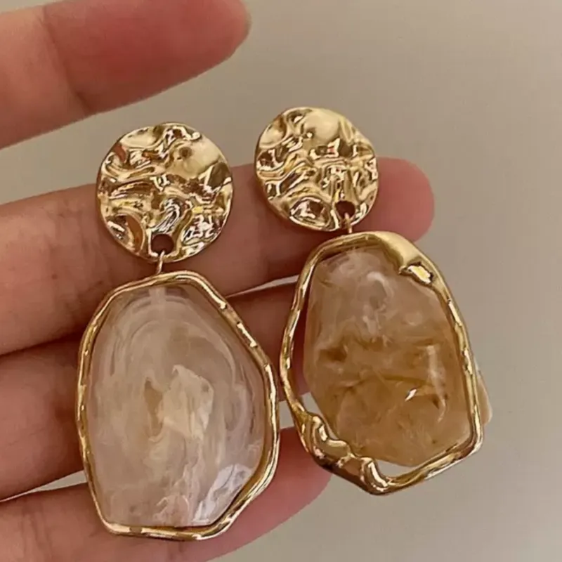 Aretes