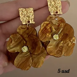 Aretes