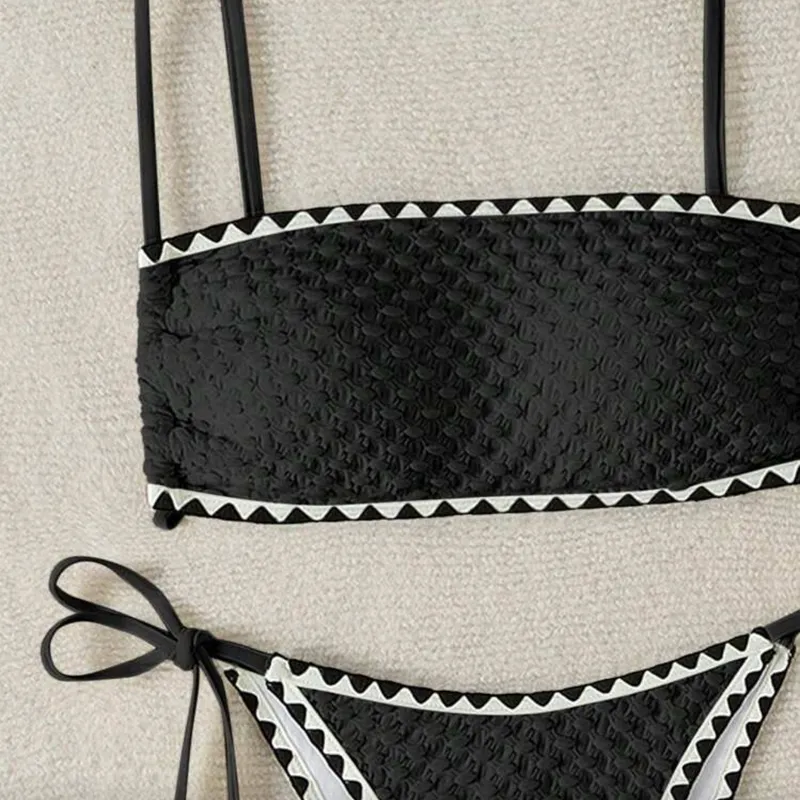 Bikini negro texturizado