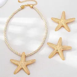 Collar con aretes