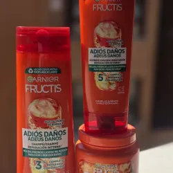 Set garnier adios daño shampo +acondicionador + mascarilla 