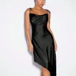 Vestido de satin