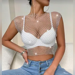 Blusa blanca de mallas y piedras plateadas