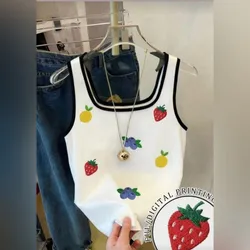 Blusa de tirantes con estampado de frutas