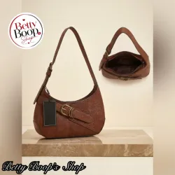 Bolso marrón de piel con hebilla