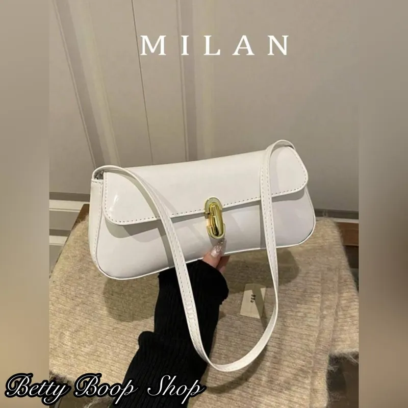 Cartera blanca de charol