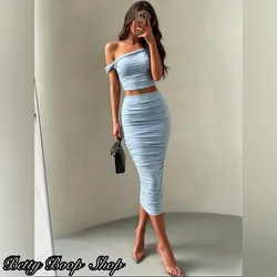 Conjunto azul celeste de saya larga ajustada