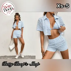 Conjunto azul claro de 3 piezas con estampado vichy para el verano