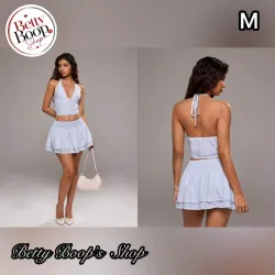 Conjunto azul claro de top corset y falda