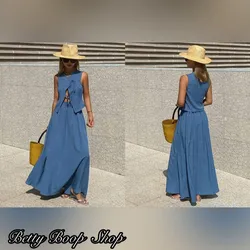 Conjunto azul de blusa y saya larga