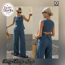 Conjunto azul medio de hilo con apertura en la espalda