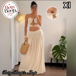 Conjunto beige satinado de top strapless y conchitas doradas de cierre