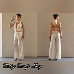 Conjunto beis con rayas de pantaloneta y blusa