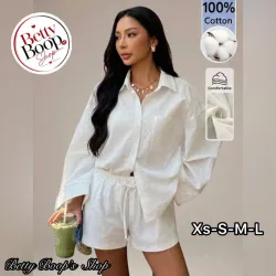 Conjunto blanco fresco de mangas largas y short