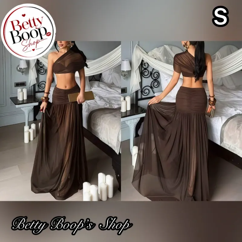Conjunto marrón con transparencias
