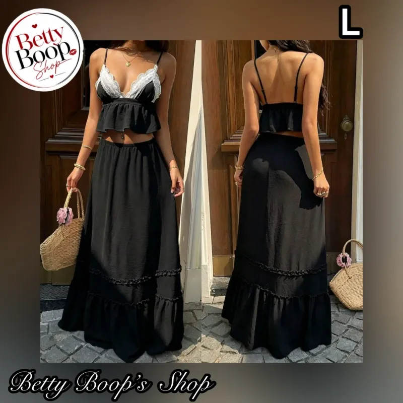 Conjunto negro con top de encajes blancos