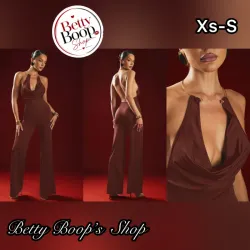 Enterizo pantaloneta marrón con gargantilla dorada