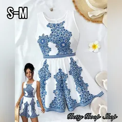 Enterizo short blanco con estampados azules
