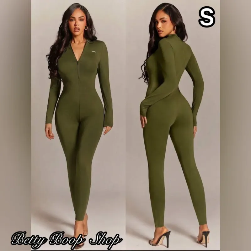 Enterizo verde militar deportivo