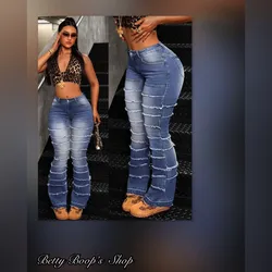 Jeans de mezclilla campana con flecos