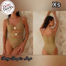 Trusa beige de conchas doradas