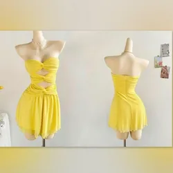 Vestido amarillo corto top con nudos delanteros