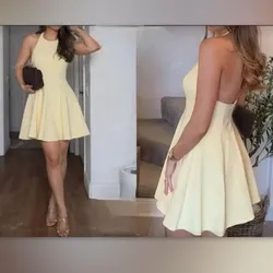 Vestido amarillo pollito corte princesa escote en espalda