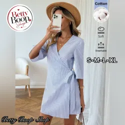 Vestido azul a rayas con lazo y mangas