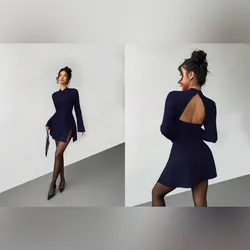 Vestido azul marino de mangas largas
