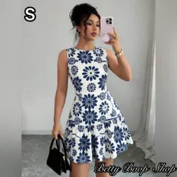 Vestido blanco con flores azules