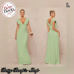 Vestido verde menta con escote y ajustado