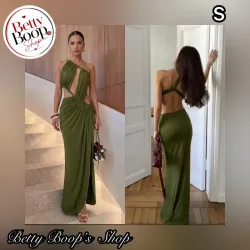Vestido verde militar de un hombro con aberturas asimétricas