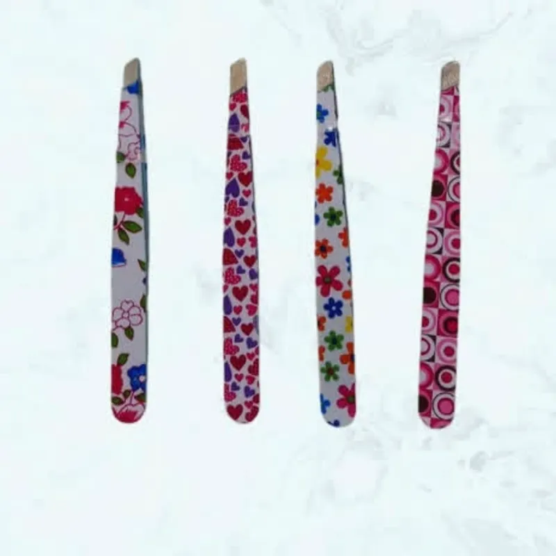 Pinza de cejas 